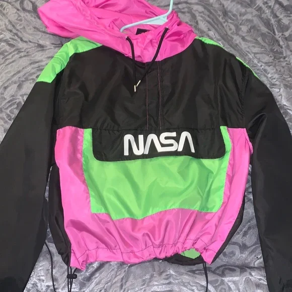 Windbreaker jacket
